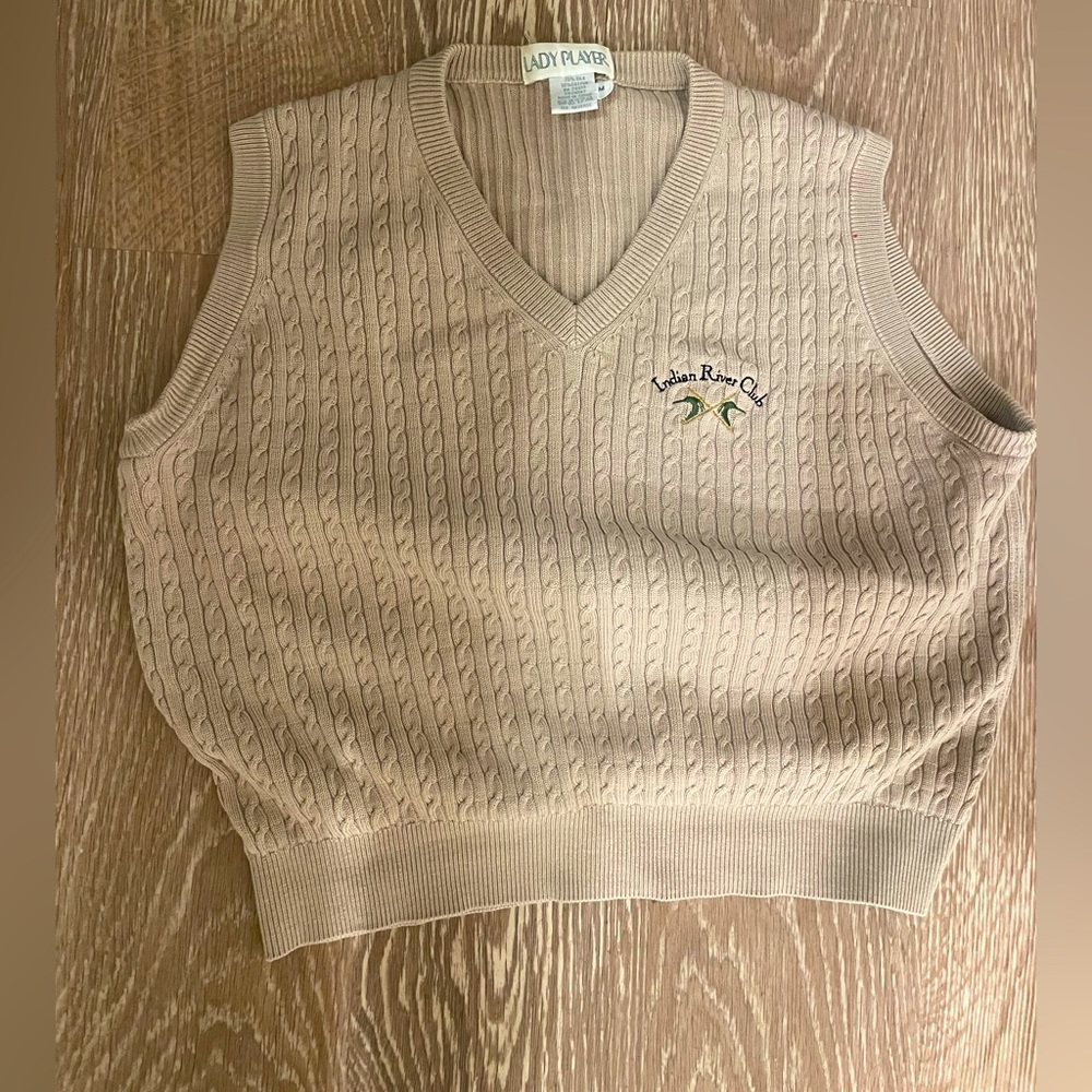 Sweater vest